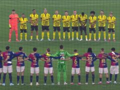 弗里克拥抱拉菲尼亚！将帅同心助巴萨创卫冕西超杯纪录，战术激活巴西飞翼成夺冠密钥 |足球球星动态