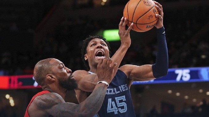 利物浦刷新安菲尔德上座纪录！59916人见证这场篮球盛宴热点篮球新闻