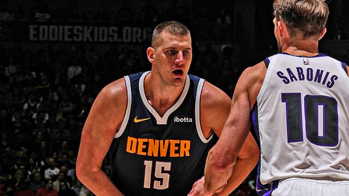 尼克斯124-122再胜篮网，特雷-杨空砍18次助攻难救主，篮网三巨头合体首秀引关注！赛事点评 | NBA录像高清回放