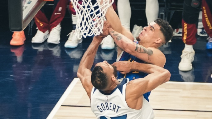 篮网克拉克斯顿狂砍17+8+8准三双，球队却遗憾败北！赛事点评 | NBA录像高清回放