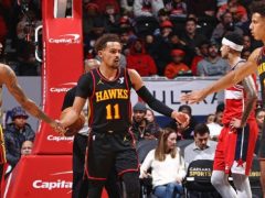 杨鸣沉默引猜测！辽宁主教练未为付豪出头 或认可判罚无异议 | CBA半决赛G3争议瞬间引热议 | 篮球球星动态