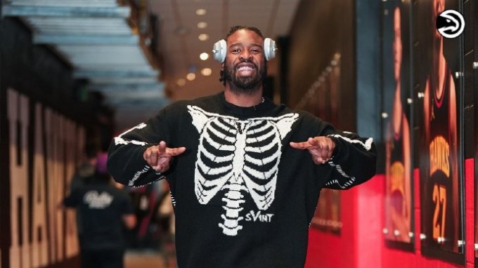 勇士状态持续低迷！近5战仅1胜，库里复出成焦点，谁能拯救球队？赛事在线 | 高清在线