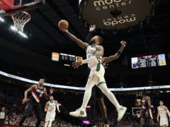 三双封神！雄鹿小波特 18+10+13 助球队逆转 低薪高能成性价比之王 | 篮球球星动态