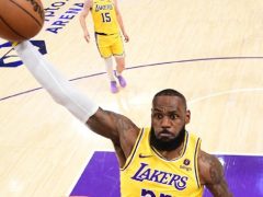 范弗里特伤缺火箭组织承压！阿门・汤普森谢泼德暂难承接控场重任，火箭迎战灰熊关键战看点解析 | 篮球球星动态